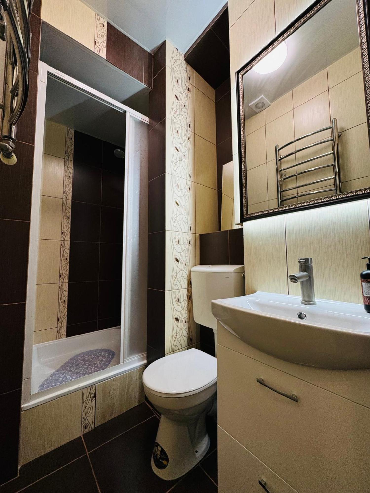 Luxury Apartment Near Rynok Square Lviv Bagian luar foto